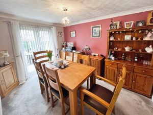 Dining room- click for photo gallery